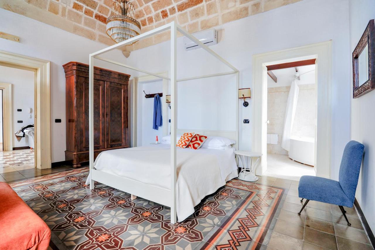 Castriota 19 - Jacuzzi Apartment Sit Lecce Eksteriør billede