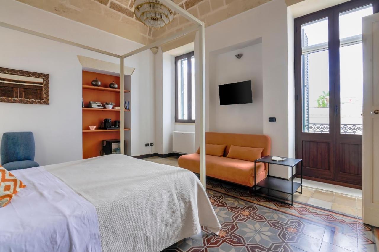 Castriota 19 - Jacuzzi Apartment Sit Lecce Eksteriør billede