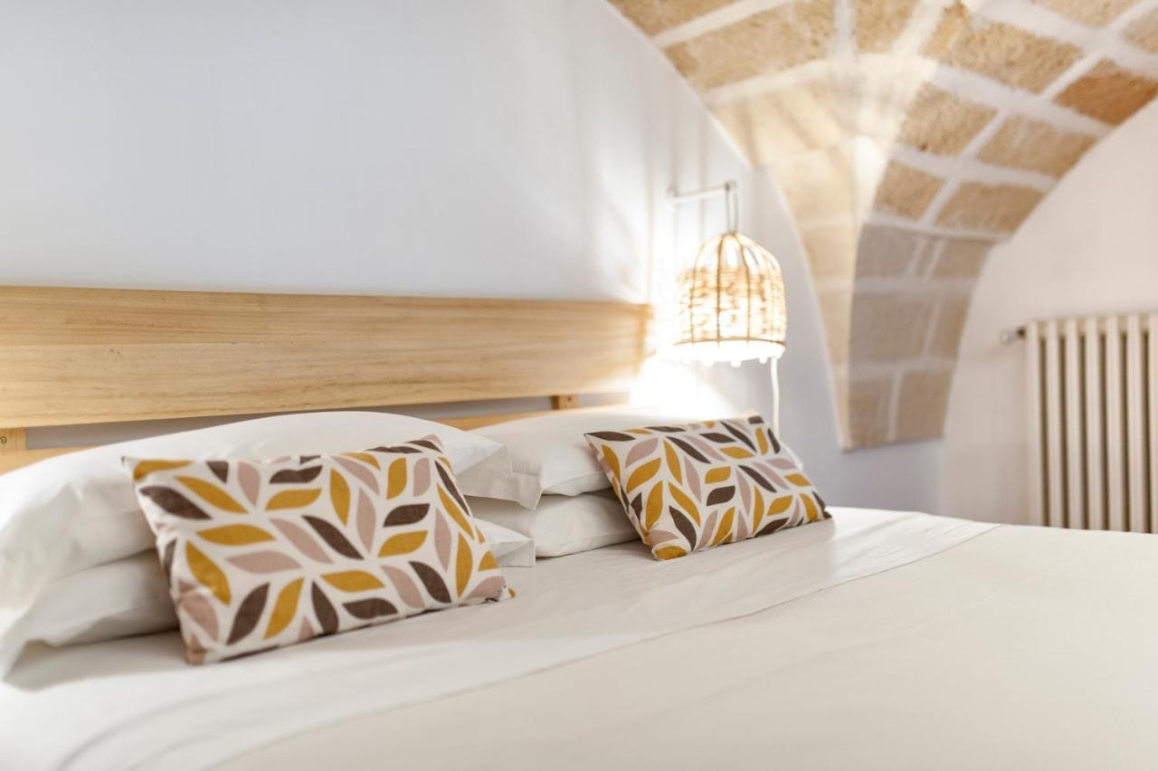 Castriota 19 - Jacuzzi Apartment Sit Lecce Eksteriør billede
