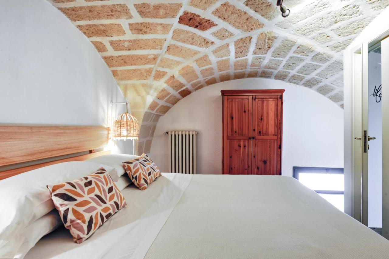 Castriota 19 - Jacuzzi Apartment Sit Lecce Eksteriør billede